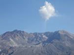 Mt St. Helens spewing dust